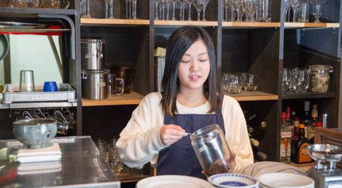 娱乐吃瓜酱大学,大学生活中的趣味瞬间