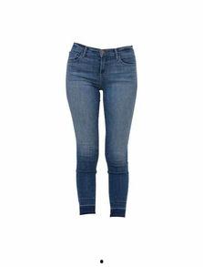 娱乐吃瓜酱牛仔裤